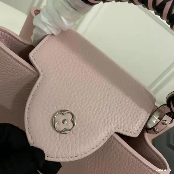 WIS CAPUCINES VUITTON LOUIS BB 0515